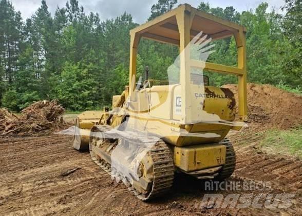 CAT 951C Vikšriniai krautuvai