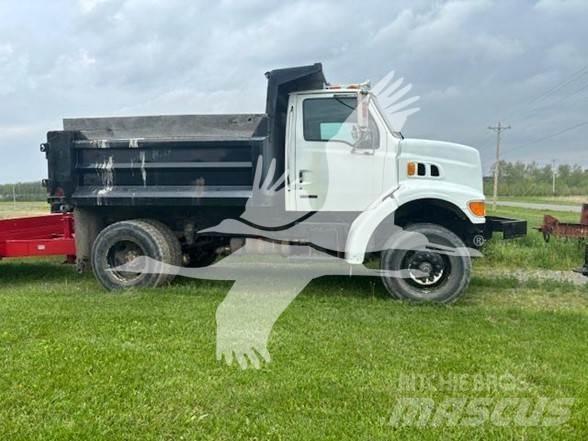 Sterling L7500 Savivarčių priekabų vilkikai