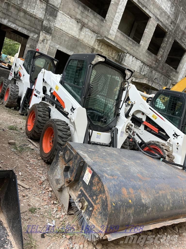 Bobcat S550 Krautuvai su šoniniu pasukimu