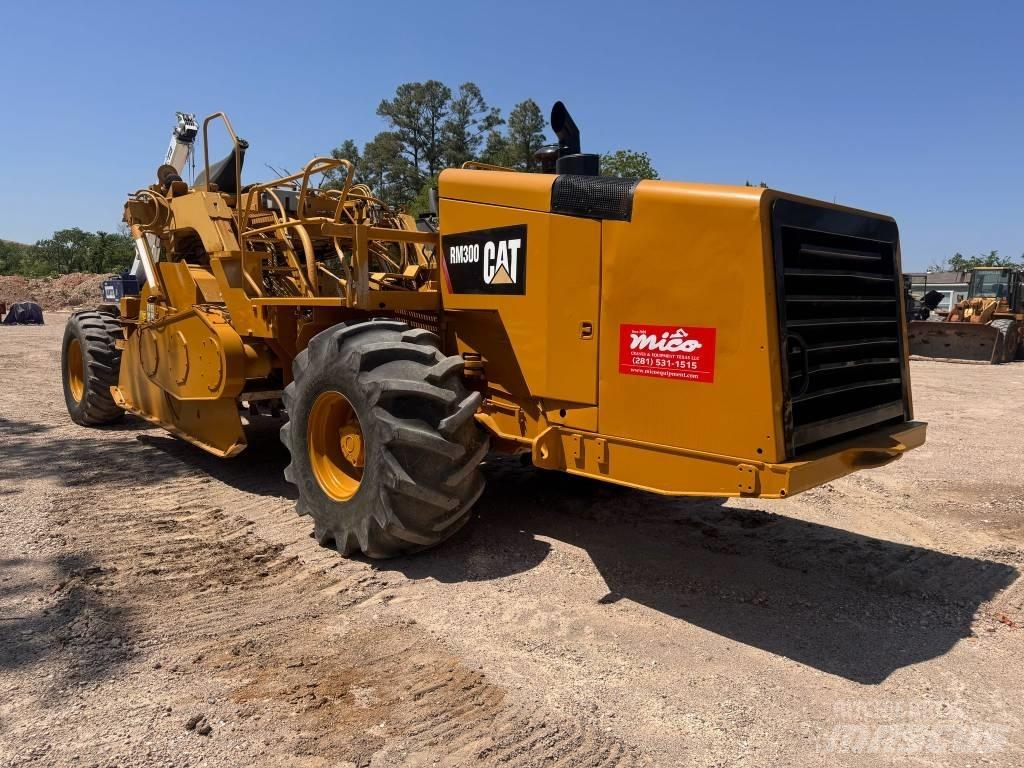 CAT RM 300 Asfalto perdirbimo technika
