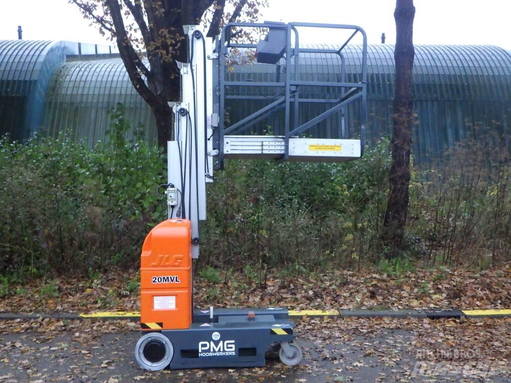JLG 20MVL Vertikalūs stiebiniai keltuvai