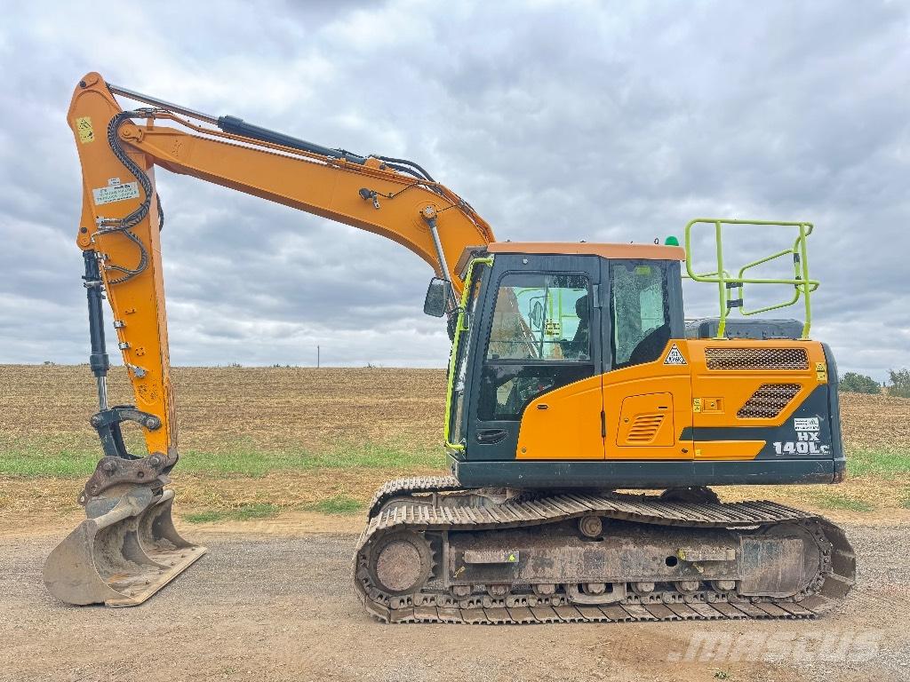 Hyundai HX140 LC Vikšriniai ekskavatoriai