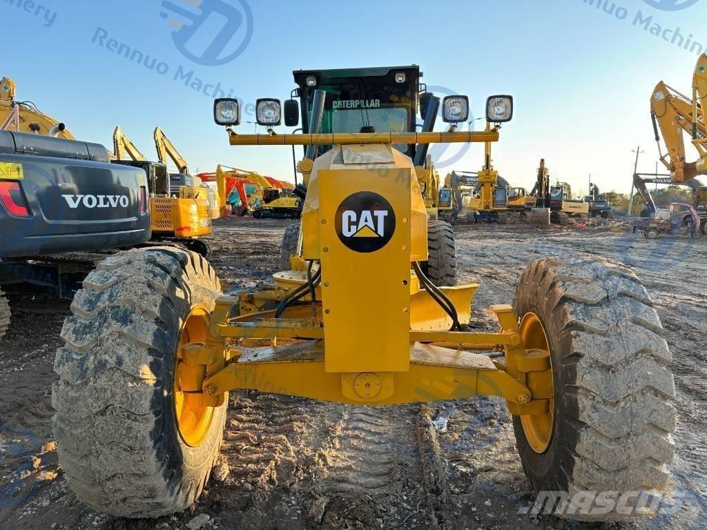 CAT 140H Greideriai