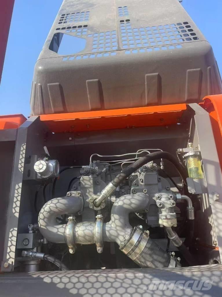 Hitachi ZX 350 Vikšriniai ekskavatoriai