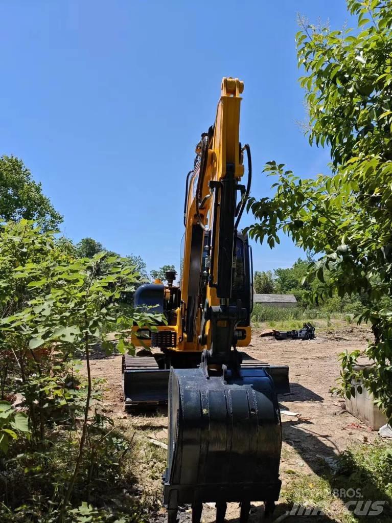 XCMG XE 60 DA Vikšriniai ekskavatoriai