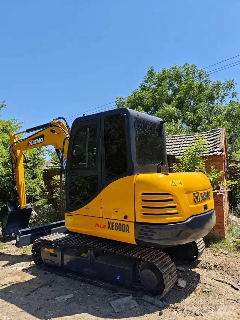 XCMG XE 60 DA Vikšriniai ekskavatoriai