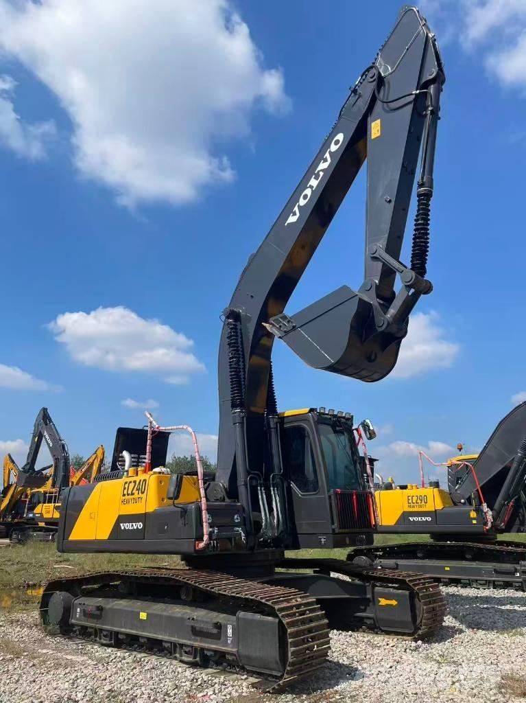 Volvo EC 240 Vikšriniai ekskavatoriai