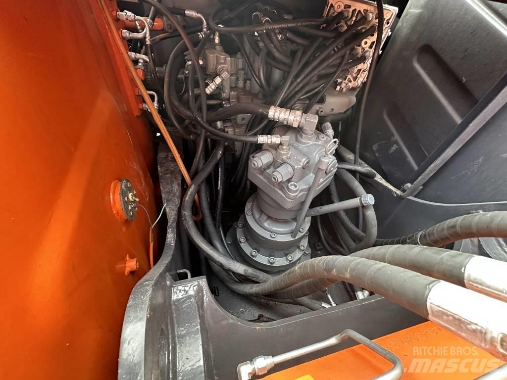 Hitachi ZX 120 Vikšriniai ekskavatoriai