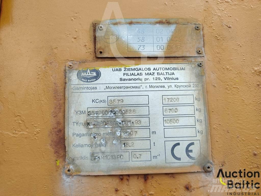MAZ 533731 Visureigiai kranai