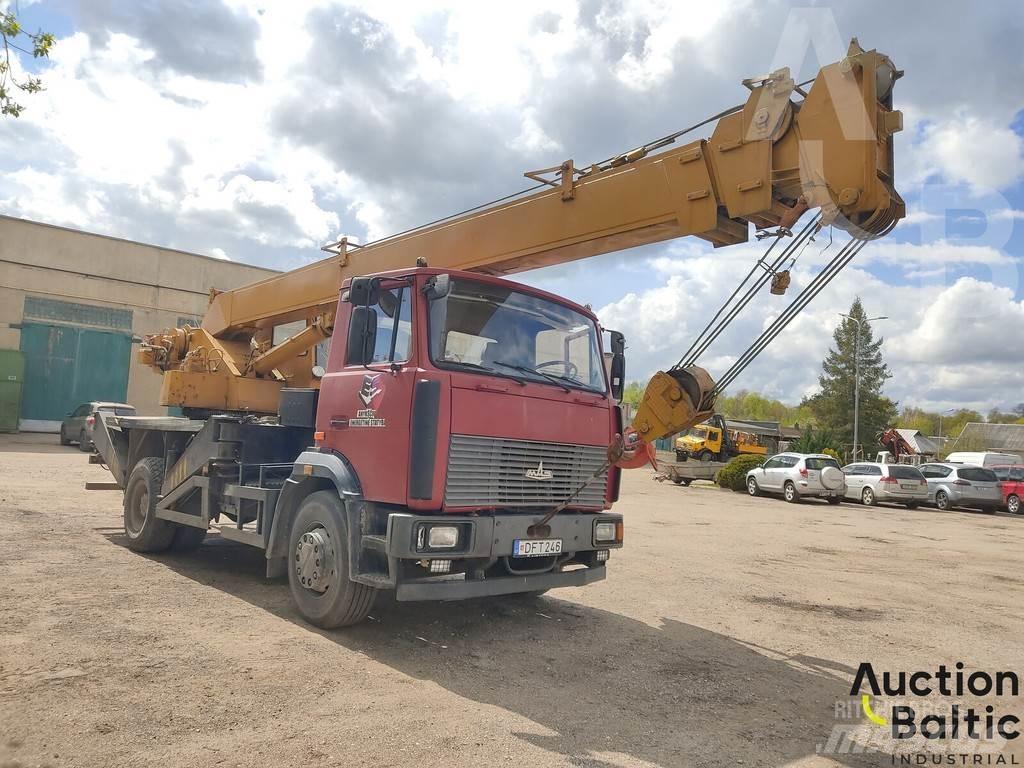 MAZ 533731 Visureigiai kranai