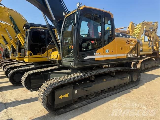 Hyundai Robex 220 LC Vikšriniai ekskavatoriai