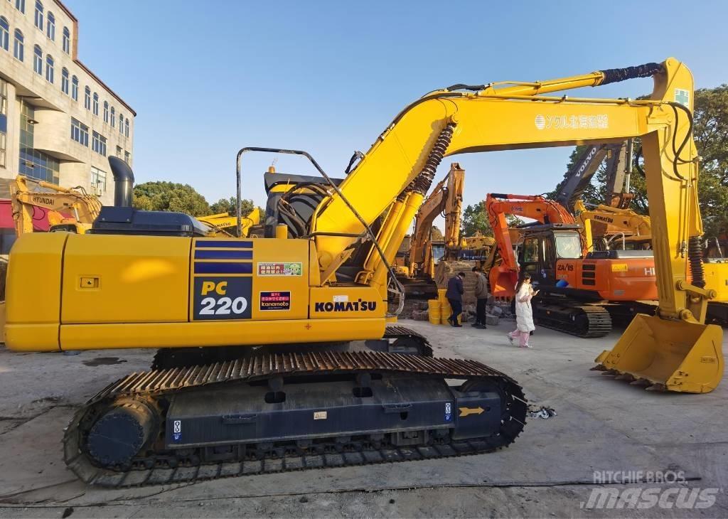 Komatsu PC 220-7 Vikšriniai ekskavatoriai