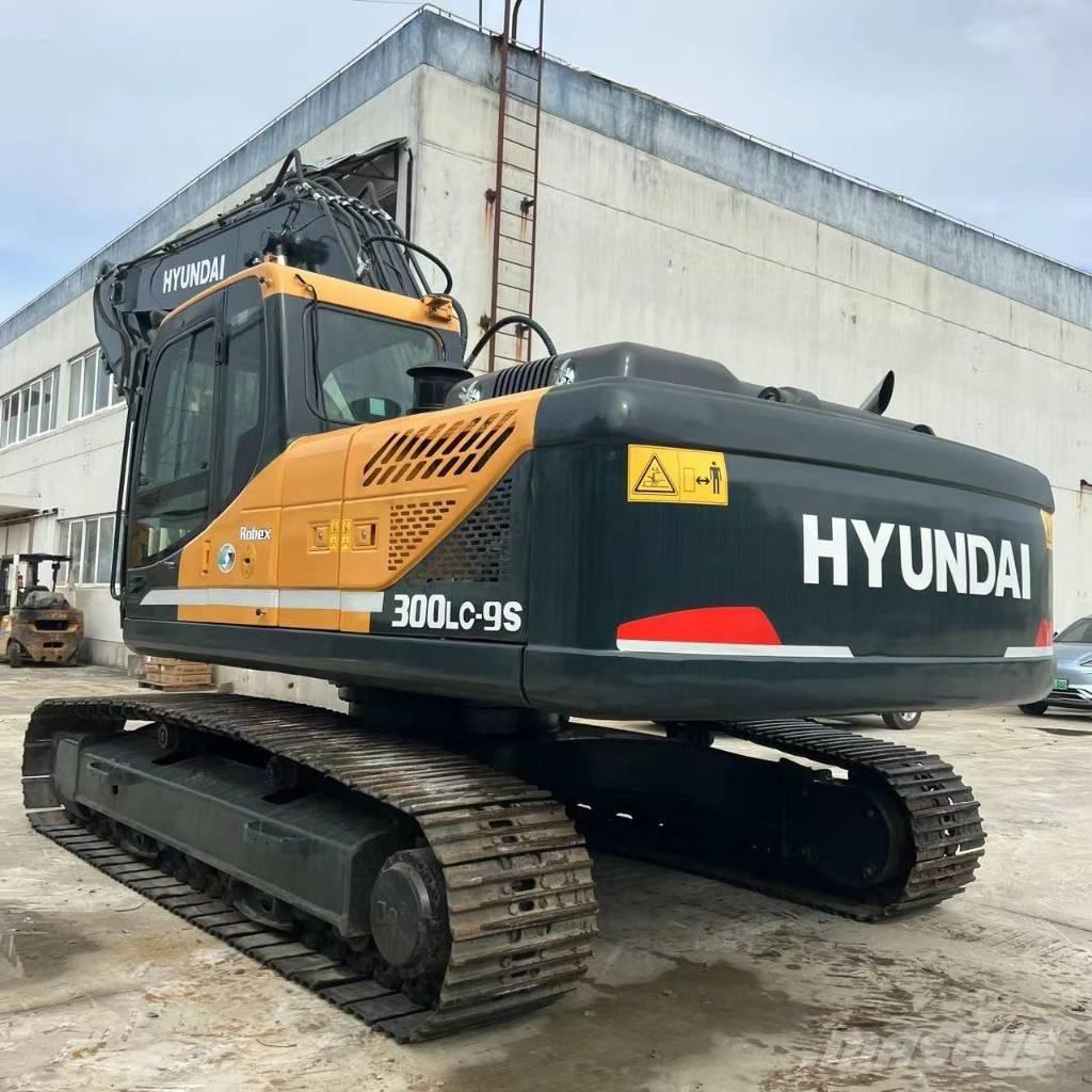 Hyundai R300LC-9S Vikšriniai ekskavatoriai