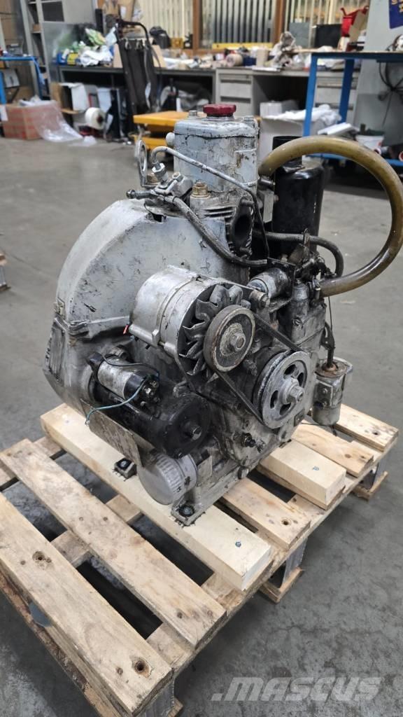 Deutz F1L210D Varikliai