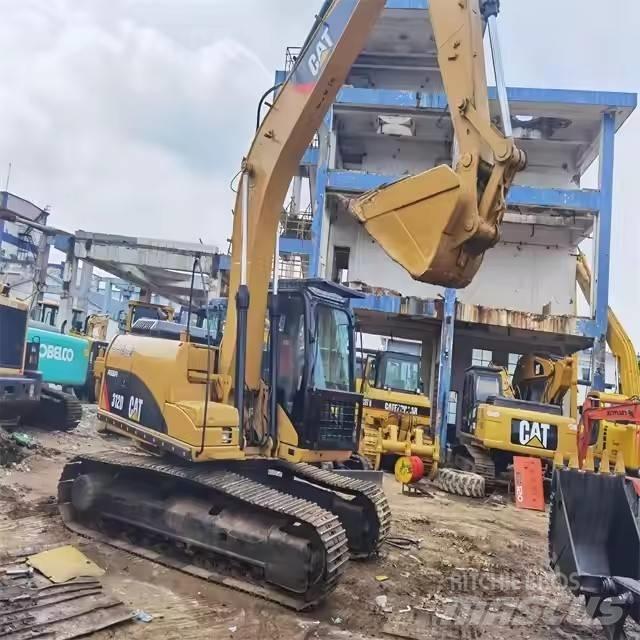 CAT 312 D Vikšriniai ekskavatoriai