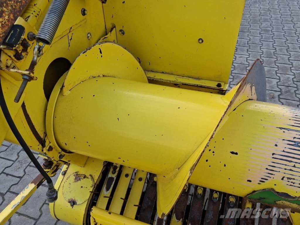 John Deere 630 A Pašarų ruošimo technika