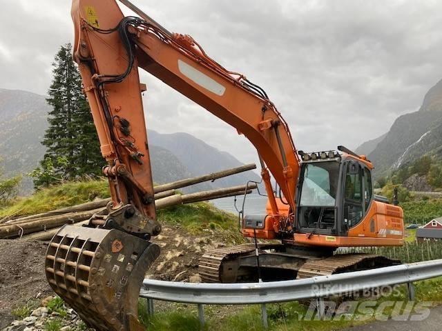 Doosan DX 225 LC-3 Vikšriniai ekskavatoriai