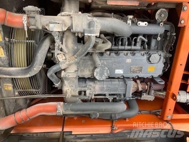 Doosan DX 225 LC-3 Vikšriniai ekskavatoriai