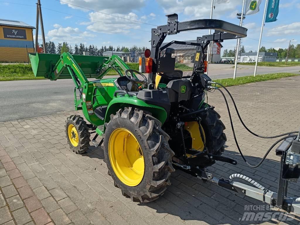 John Deere 3038 E Traktoriai