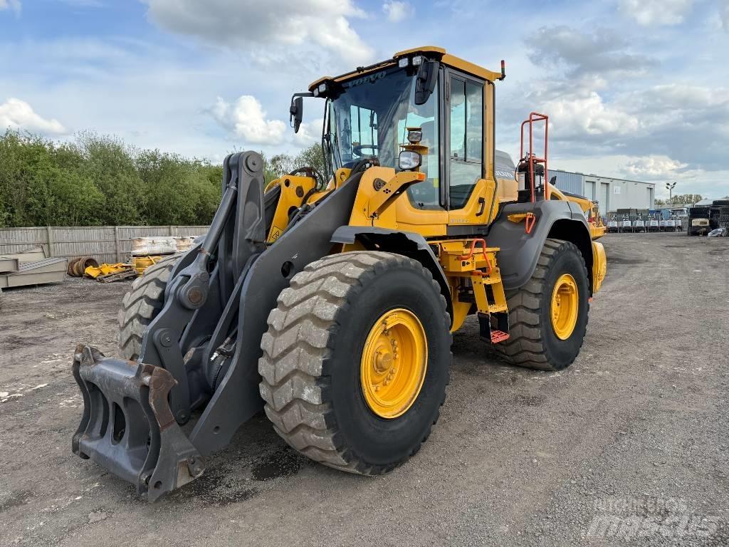 Volvo L 110 H Naudoti ratiniai krautuvai