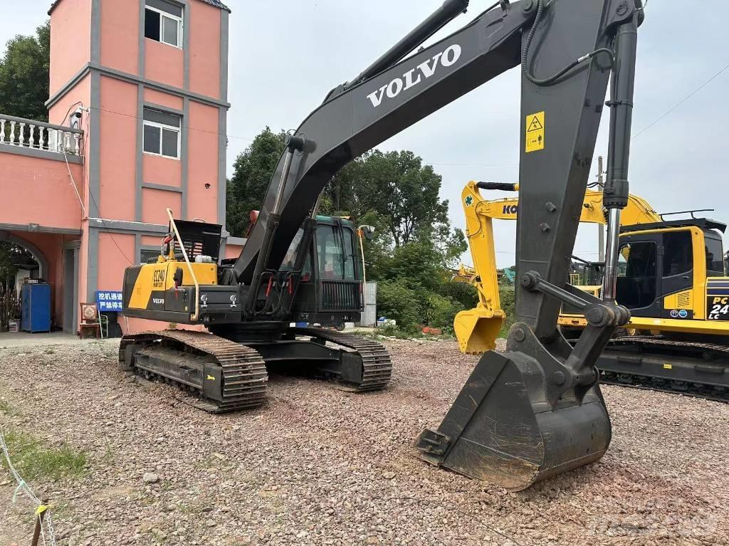 Volvo EC 240 Vikšriniai ekskavatoriai