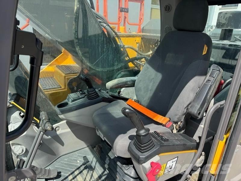 Volvo EC 300 EL Vikšriniai ekskavatoriai