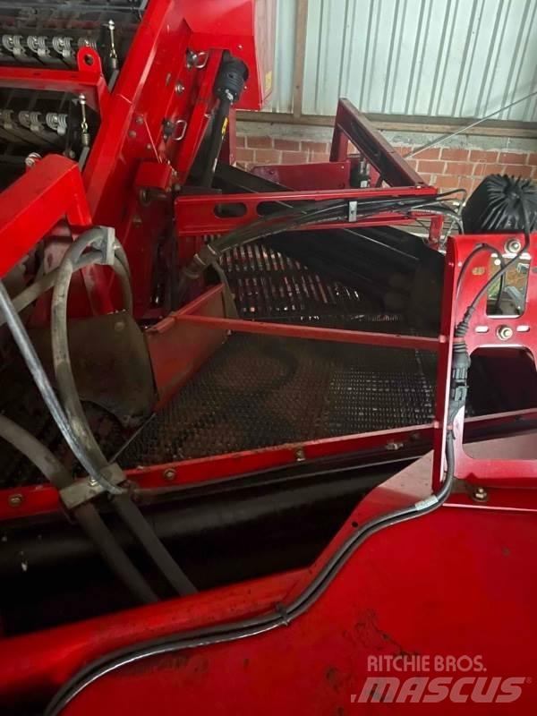 Grimme SE 150-60 Šakniavaisių kombainai