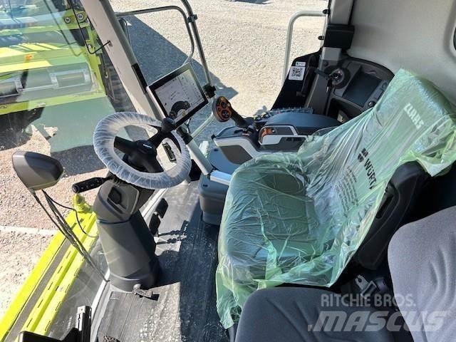CLAAS LEXION 5400 Derliaus nuėmimo kombainai