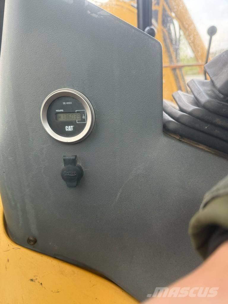 CAT 428 C Ekskavatoriniai krautuvai