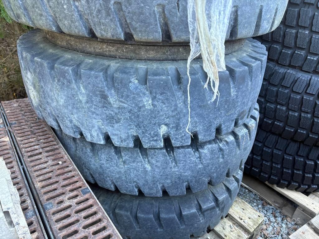Hitachi ZX 140 W-5B Ratiniai ekskavatoriai