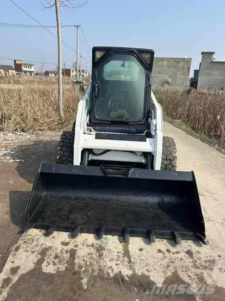 Bobcat S 160 Krautuvai su šoniniu pasukimu