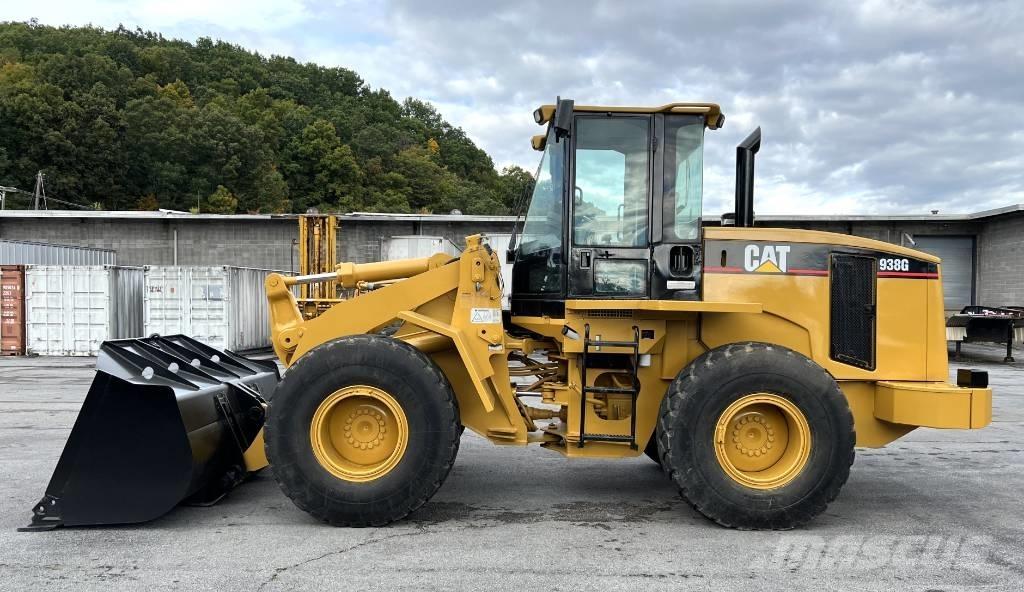 CAT 938 G Naudoti ratiniai krautuvai