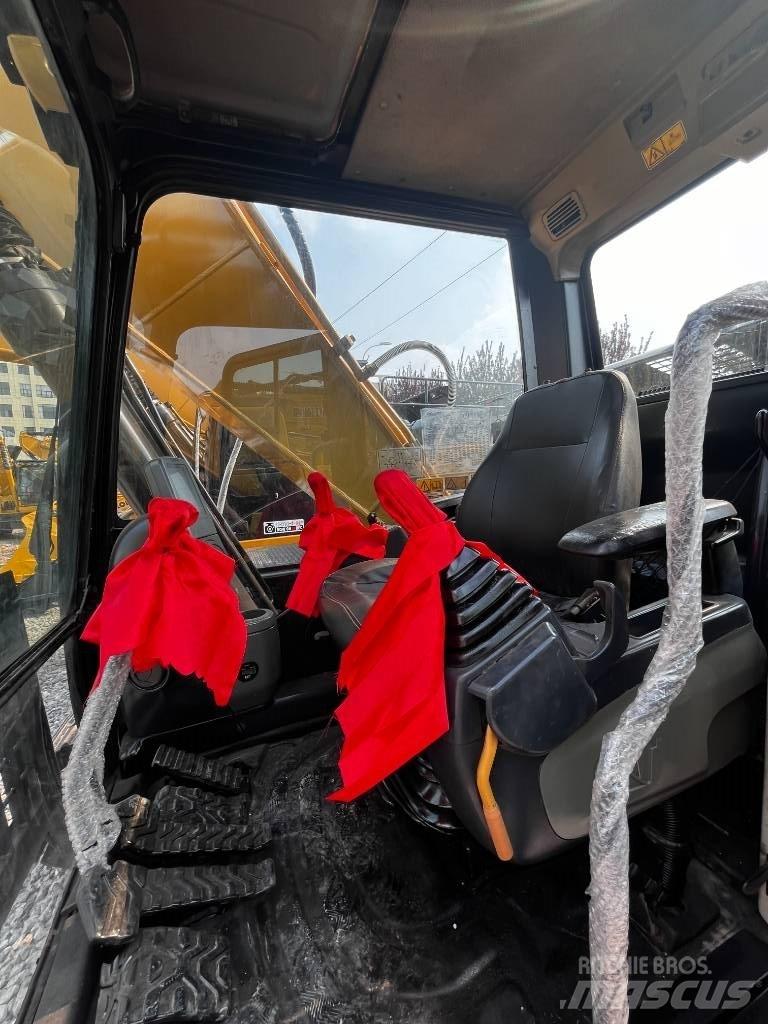 CAT 320 D Vikšriniai ekskavatoriai