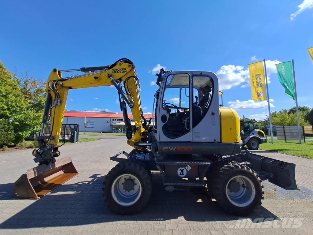 Wacker Neuson EW100 Ratiniai ekskavatoriai