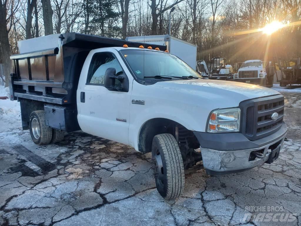 Ford F 350 FX4 Savivarčių priekabų vilkikai