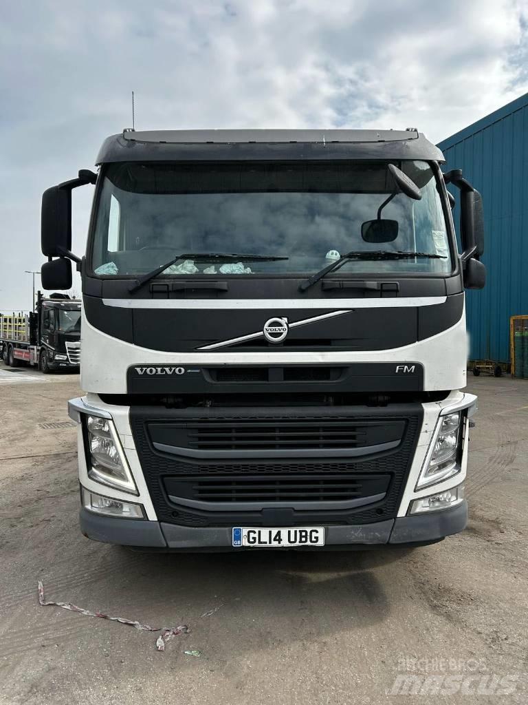 Volvo FM 330 Platformos/ Pakrovimas iš šono