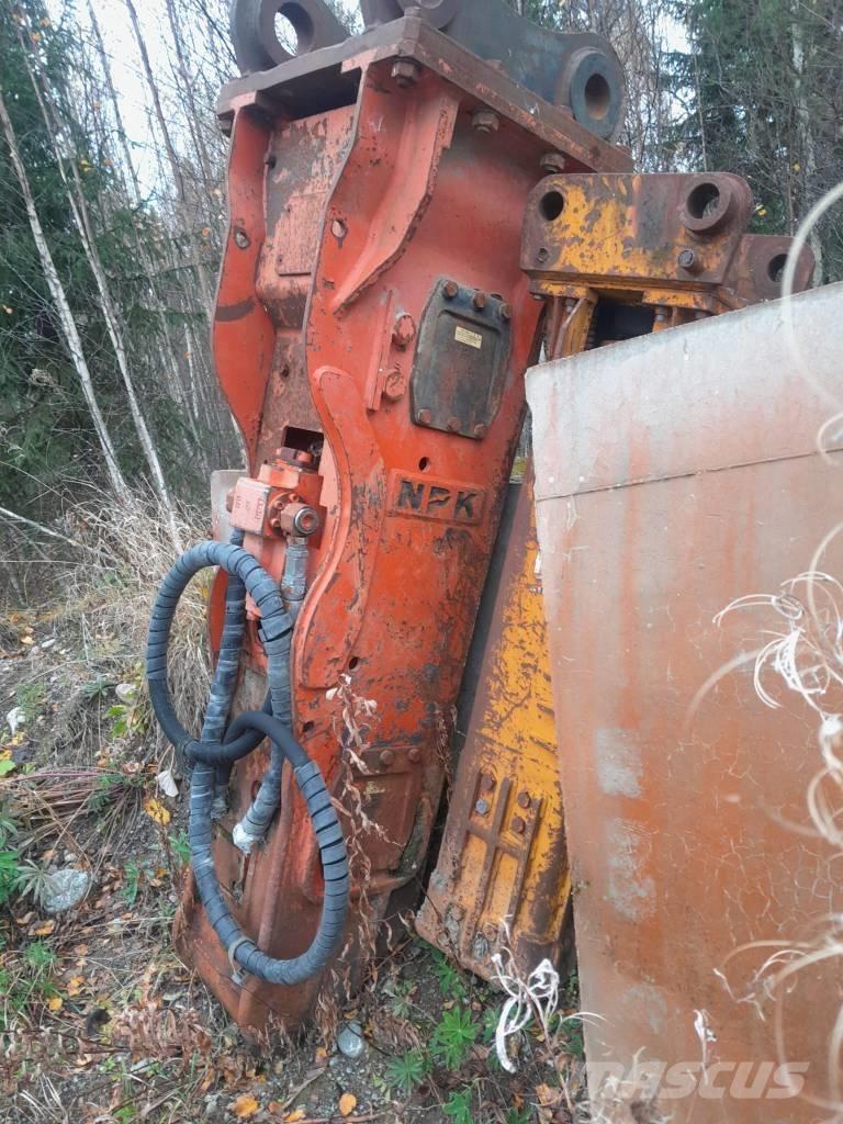 NPK E-216B Hidrauliniai kūjai / Trupintuvai