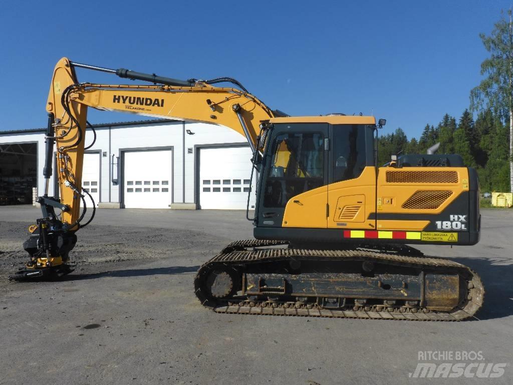 Hyundai HX180L Vikšriniai ekskavatoriai