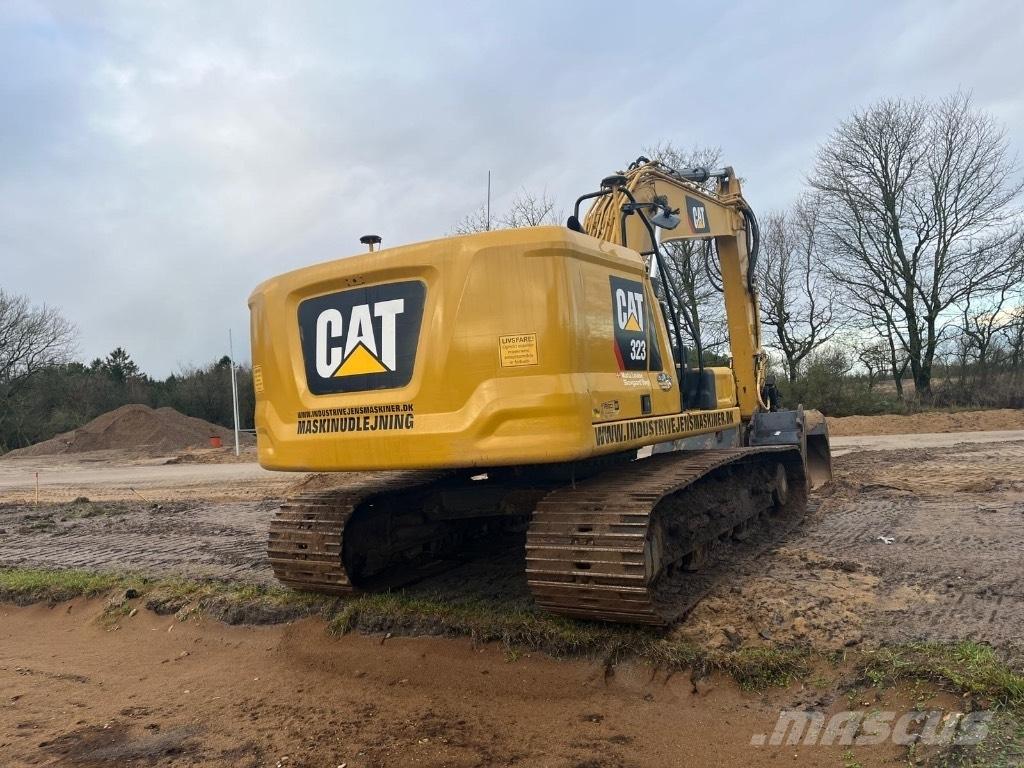 CAT 323 Nextgen Vikšriniai ekskavatoriai