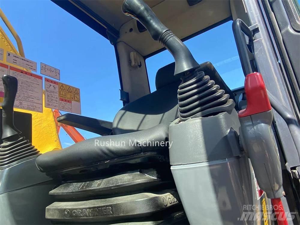 Komatsu PC 200 Vikšriniai ekskavatoriai