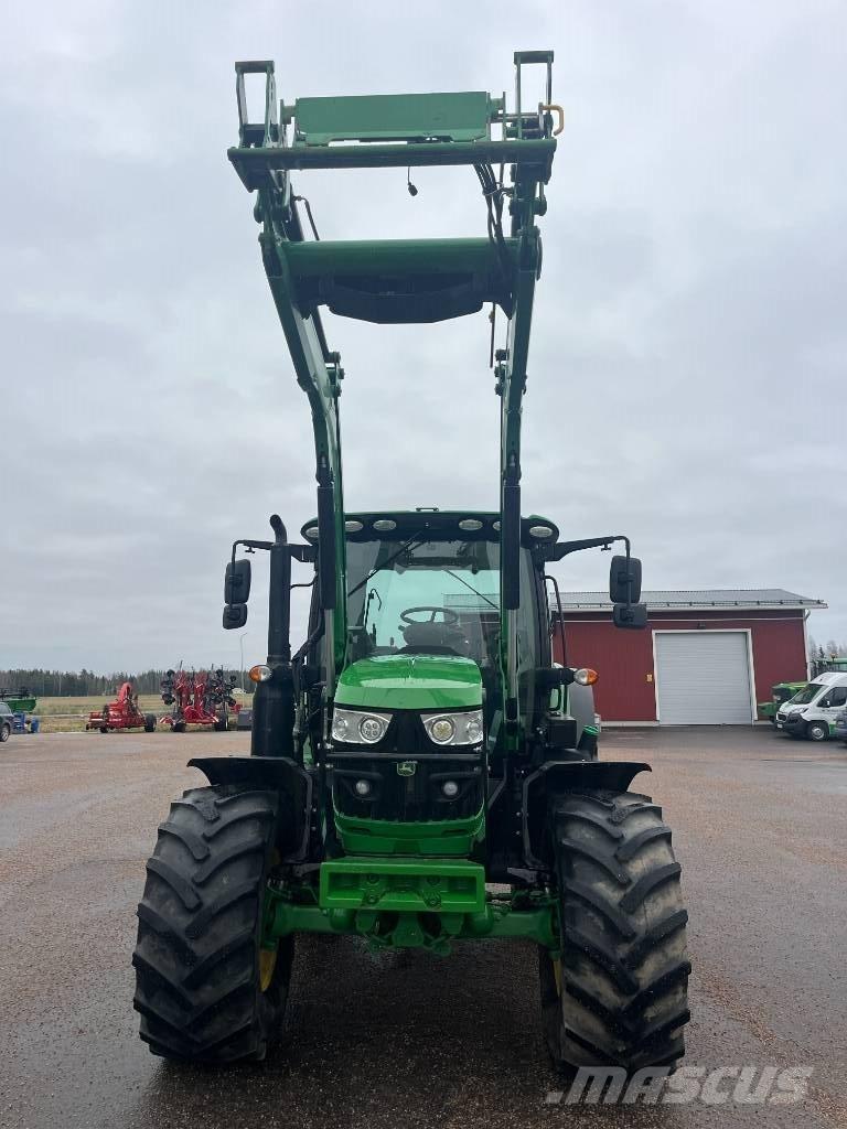 John Deere 6130 R Traktoriai