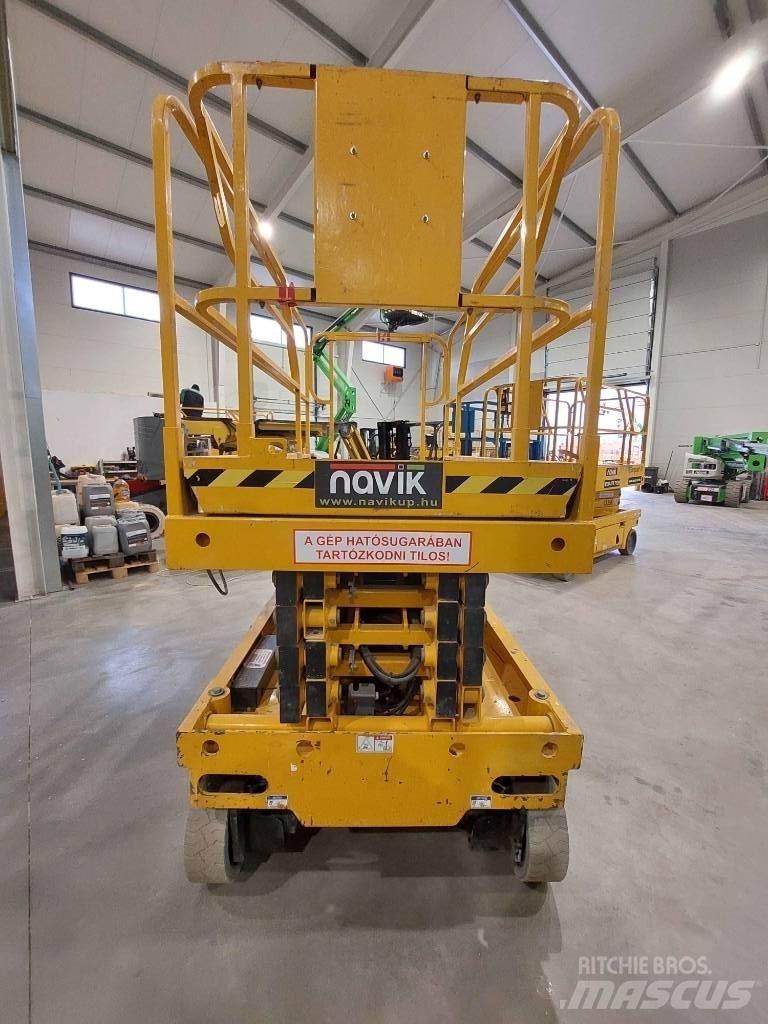 Haulotte Compact 12 Žirkliniai keltuvai