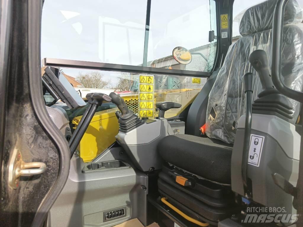 CAT 309 CR Vidutinės galios ekskavatoriai 7-12 t
