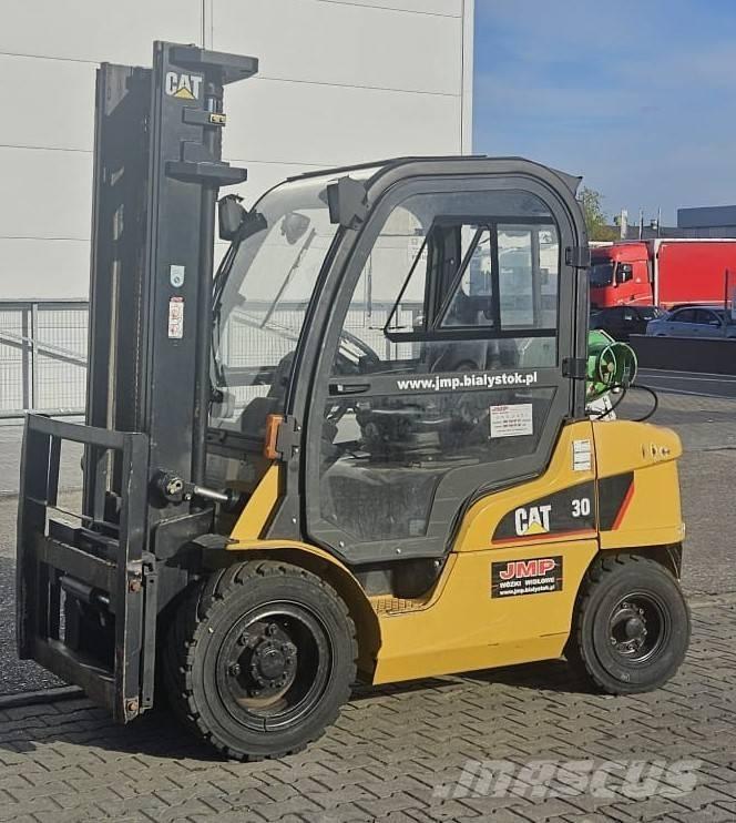 CAT GP 30 N LPG (dujiniai) krautuvai
