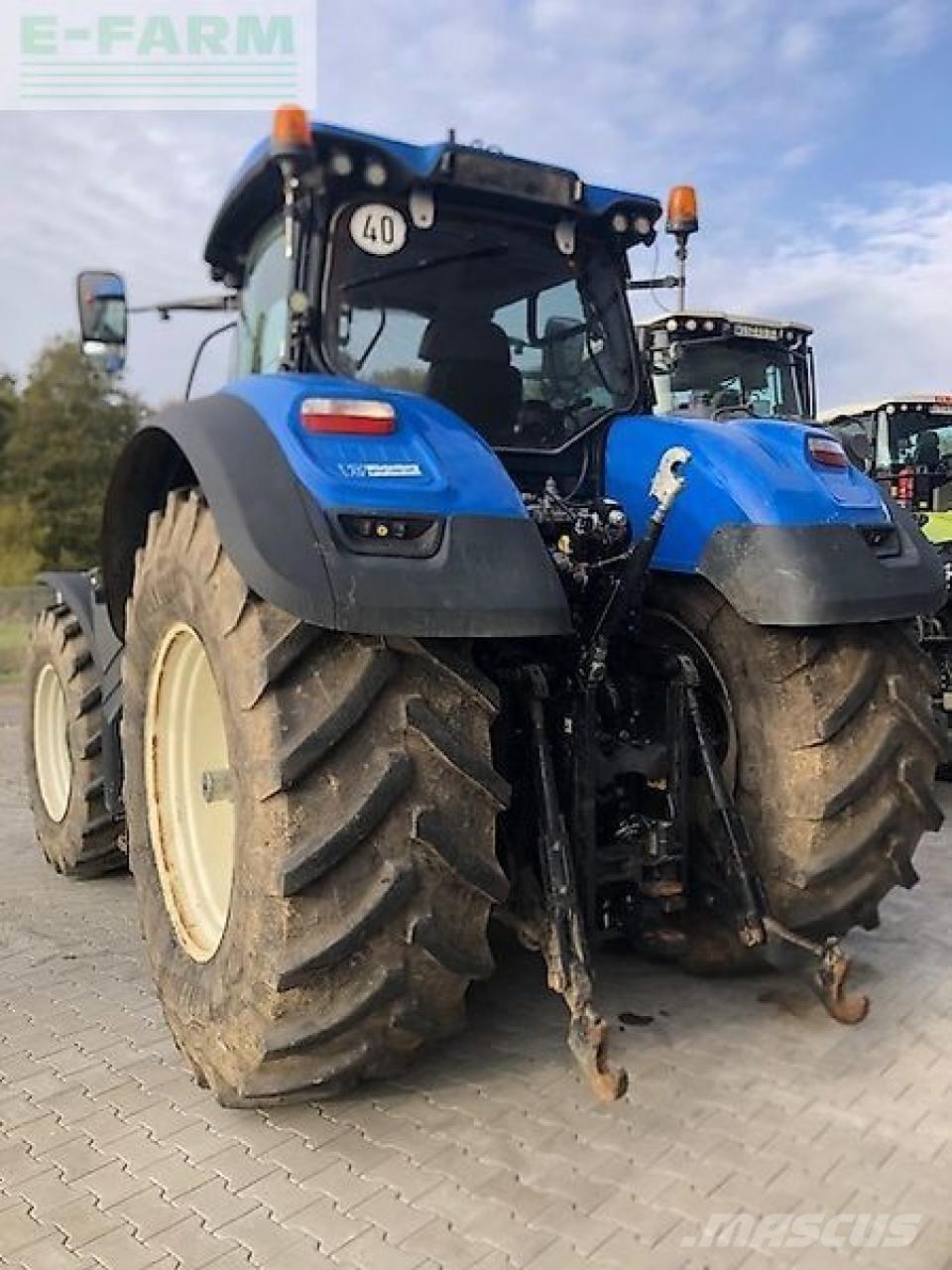 New Holland t7-315 Traktoriai