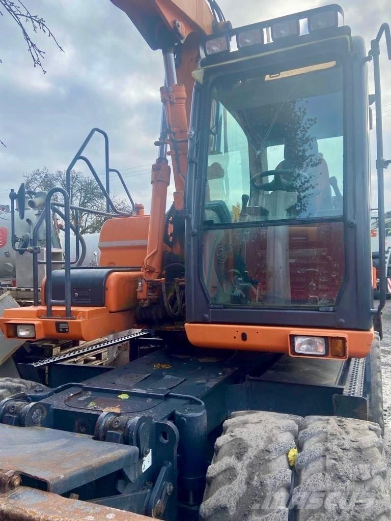Doosan DX 160 W-3 Ratiniai ekskavatoriai