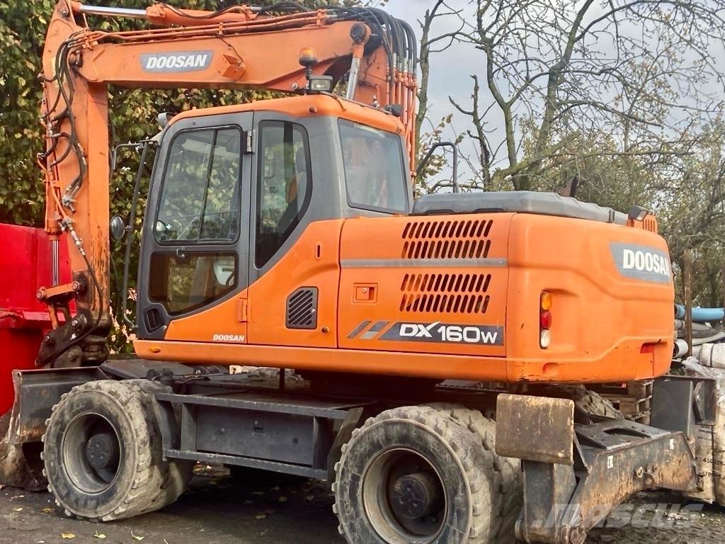 Doosan DX 160 W-3 Ratiniai ekskavatoriai