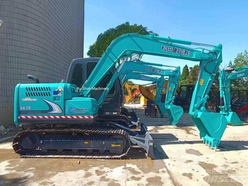 Kobelco SK 75 Vikšriniai ekskavatoriai