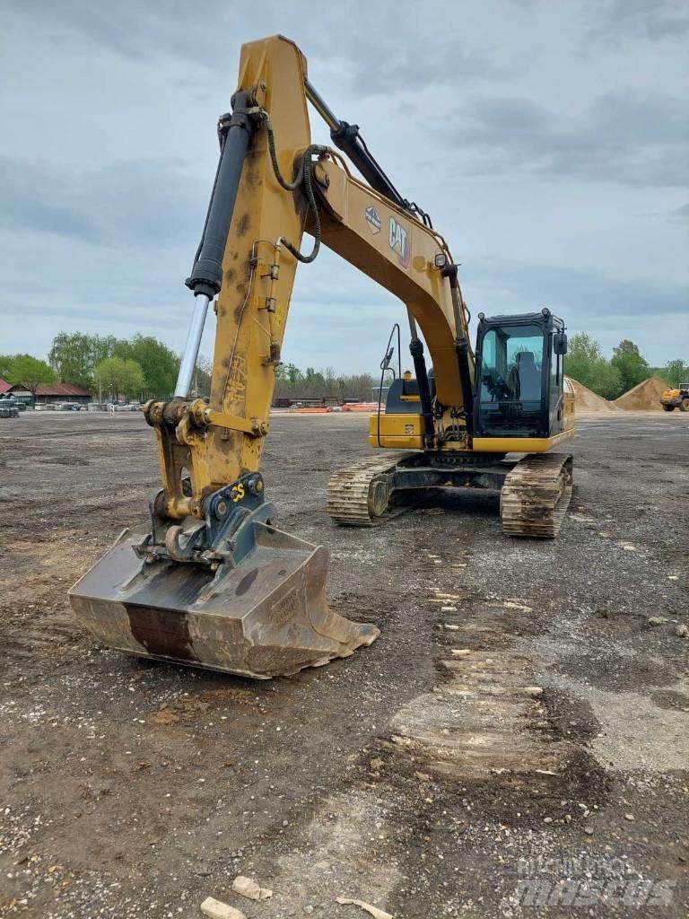 CAT 323D3 Vikšriniai ekskavatoriai