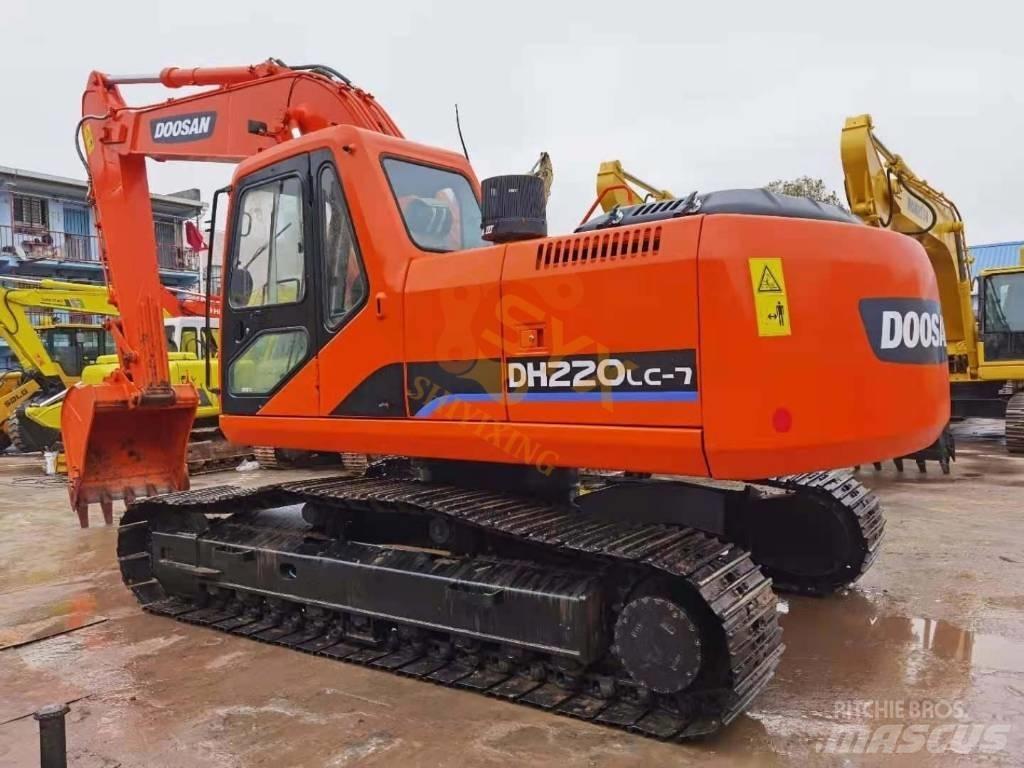 Doosan 220 LC-7 Vikšriniai ekskavatoriai